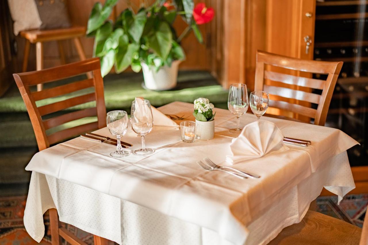 Hotel Restaurant Bad Gutenburg Lotzwil ภายนอก รูปภาพ